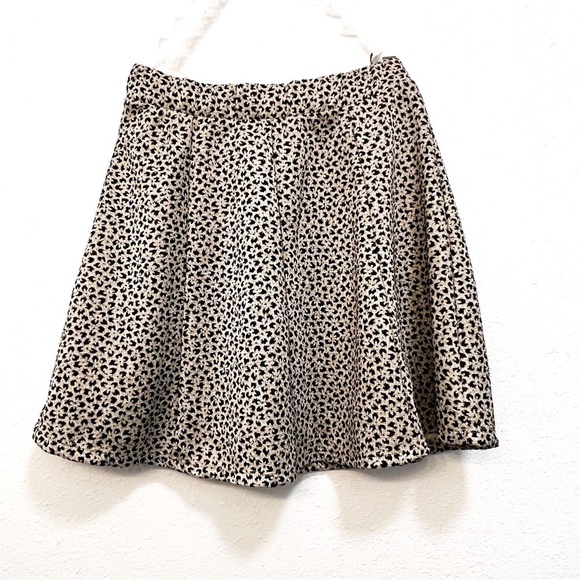 NWT Zara Leopard Print Skater Skirt - Picture 1 of 4